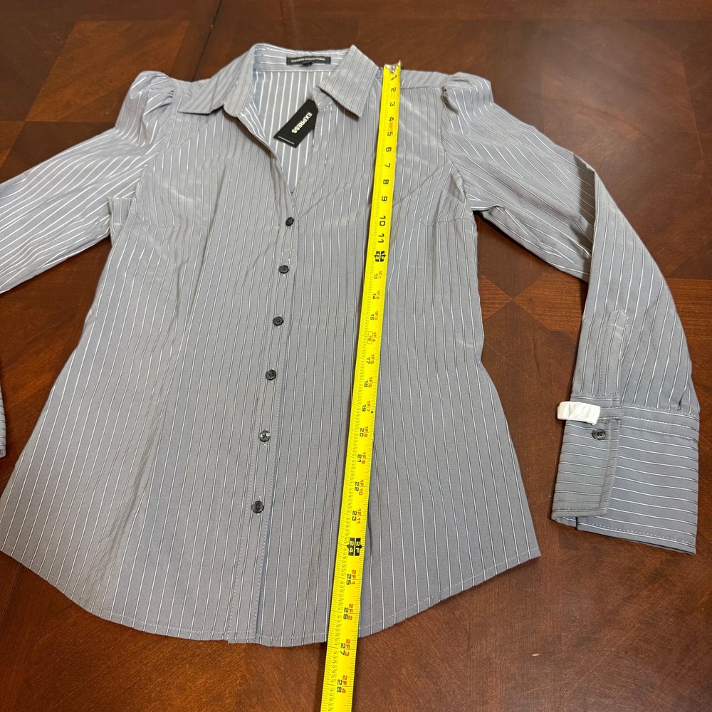 Express Design Studio womens Button Front Shirt G… - image 6